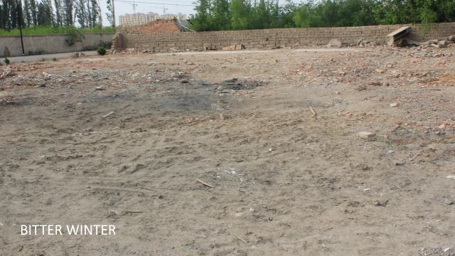 伊州区黄田農場の先鋒グループの更地。かつてモスクが存在した。